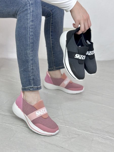 حذاء سكيتشر دعسة اورتبيد