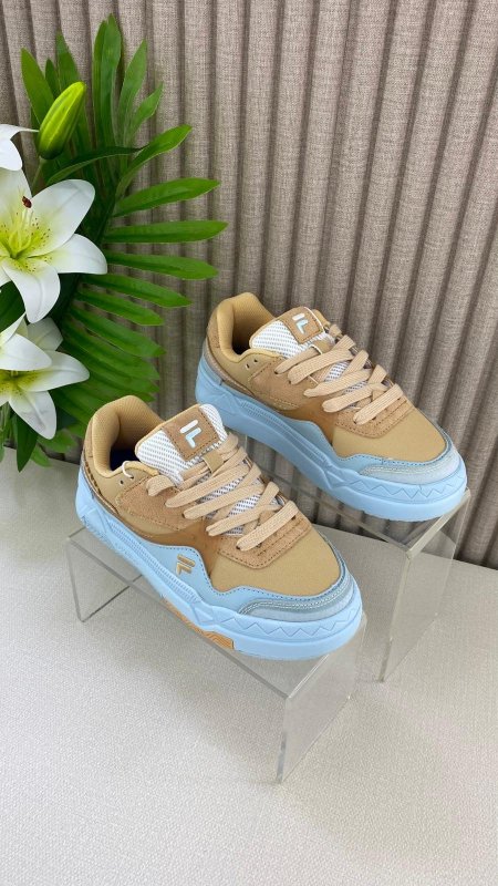 سنيكر | Sneakers